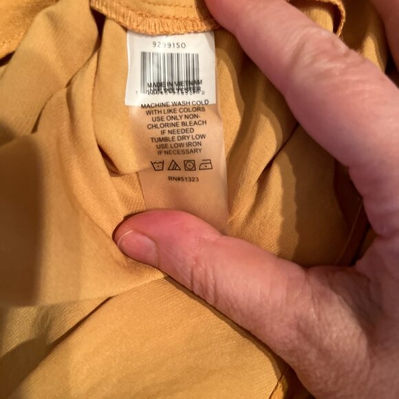 Vince Camuto Flowy Blouse - Mustard Colored - Size 1X (Plus Sized) - Picture 9 of 15